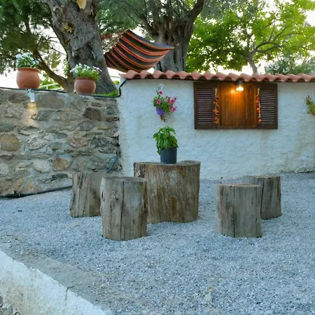 Parko Naturale Kallithea (Euboea)